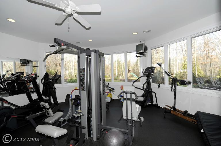 15604 Jillians Forest Way, Centreville, VA 20120